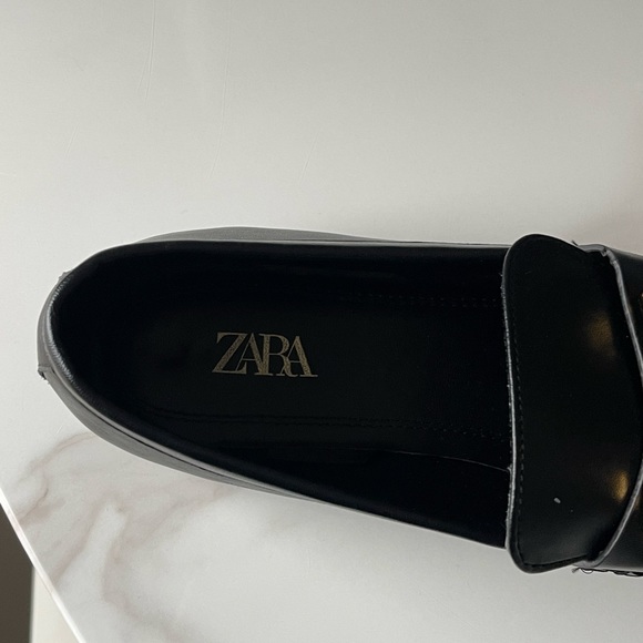 Zara leather tasselled moccasins - Picture 7 of 8